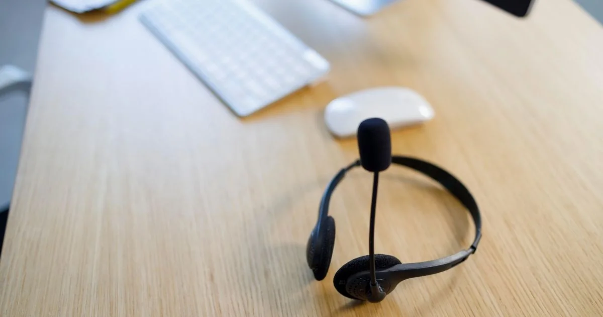 UCaaS vs CCaaS: Core Differences